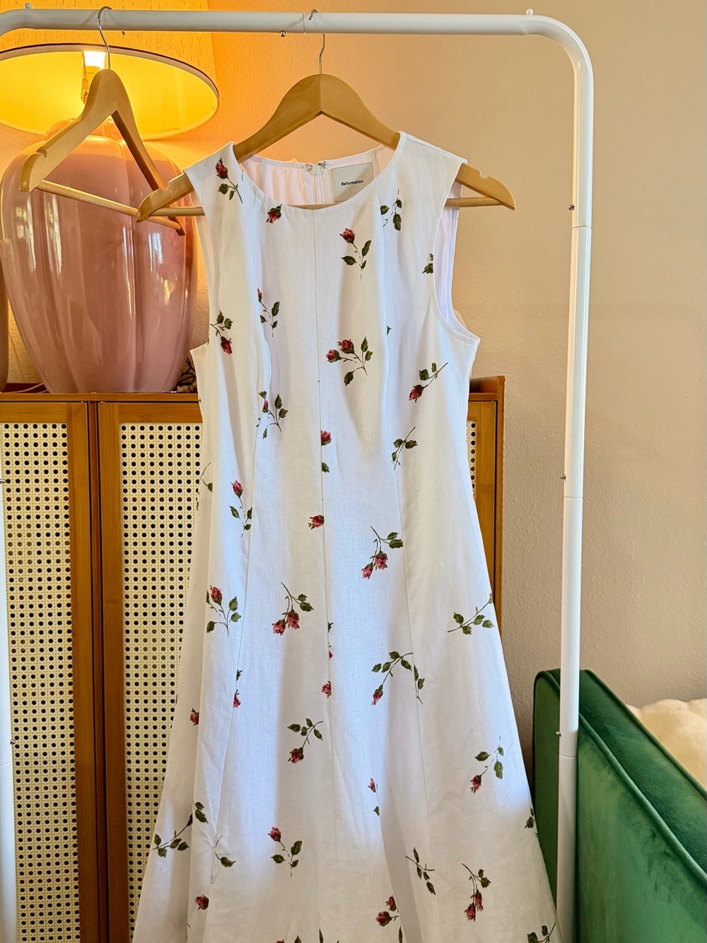Reformation Cecilia Linen Dress floating rose, New without tags, never worn. - Picture 15 of 16